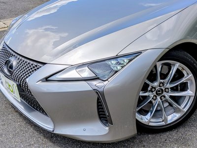 2017 Lexus LC — миниатюра 21