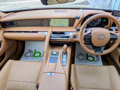 2017 Lexus LC — миниатюра 41