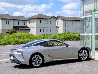 2017 Lexus LC — миниатюра 32