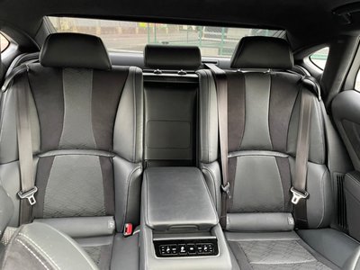 2021 Lexus LS thumbnail 21