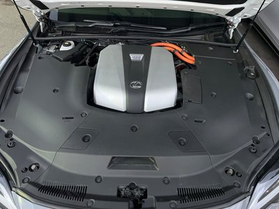 2021 Lexus LS thumbnail 22