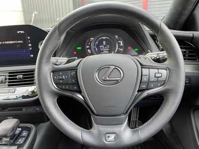 2021 Lexus LS thumbnail 14