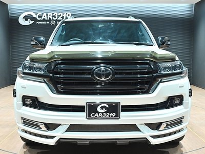 TOYOTA LAND CRUISER 200 - 6