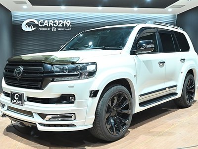 TOYOTA LAND CRUISER 200 - 1