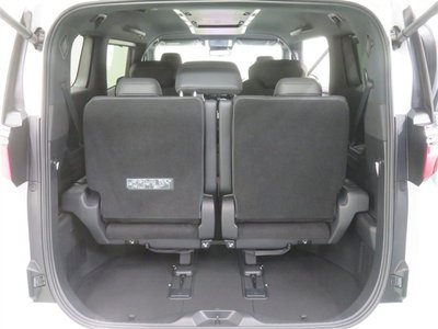 2025 Toyota ALPHARD 缩略图 23