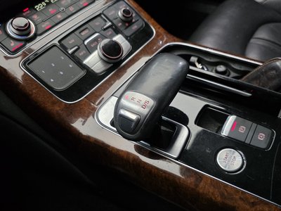 AUDI A8 - 9