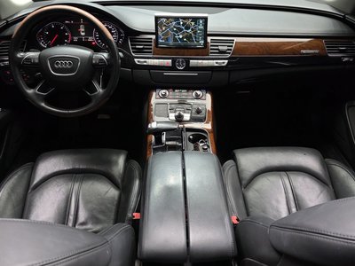 AUDI A8 - 5