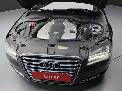AUDI A8 - 7
