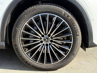 MERCEDES-BENZ GLC - 10