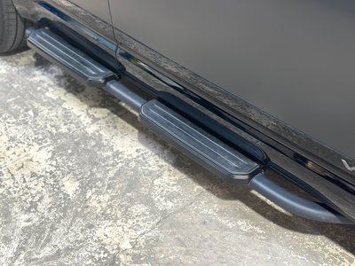 LAND ROVER DEFENDER - 9