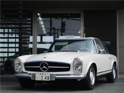 MERCEDES-BENZ SL - 1