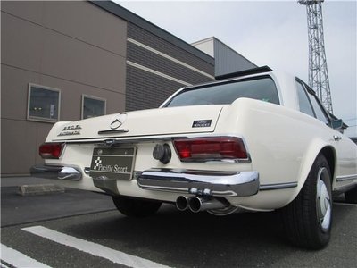 MERCEDES-BENZ SL - 8