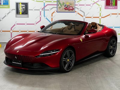 FERRARI ROMA SPIDER