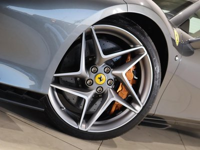صورة 10 لـ 2023 Ferrari F8 SPIDER