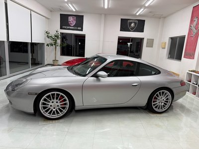 PORSCHE 911 - 4