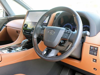 صورة 9 لـ 2023 Toyota VELLFIRE
