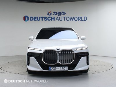 BMW 7 SERIES - 2