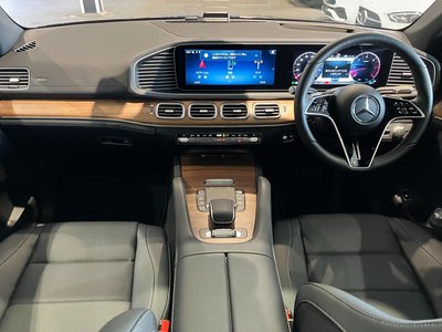 MERCEDES-BENZ GLE - 10
