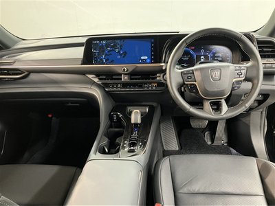 TOYOTA CROWN SPORT - 6