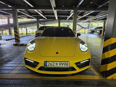 PORSCHE 911 - 1
