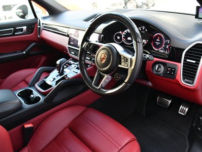 PORSCHE CAYENNE - 3