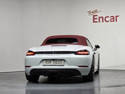 PORSCHE 718 - 3