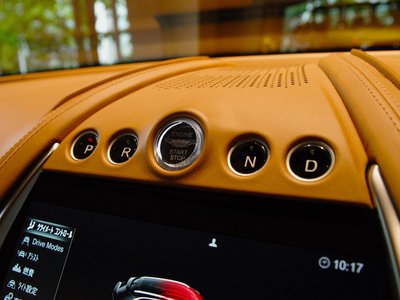 صورة 12 لـ 2021 Aston Martin DBX