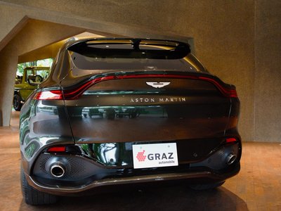 صورة 7 لـ 2021 Aston Martin DBX