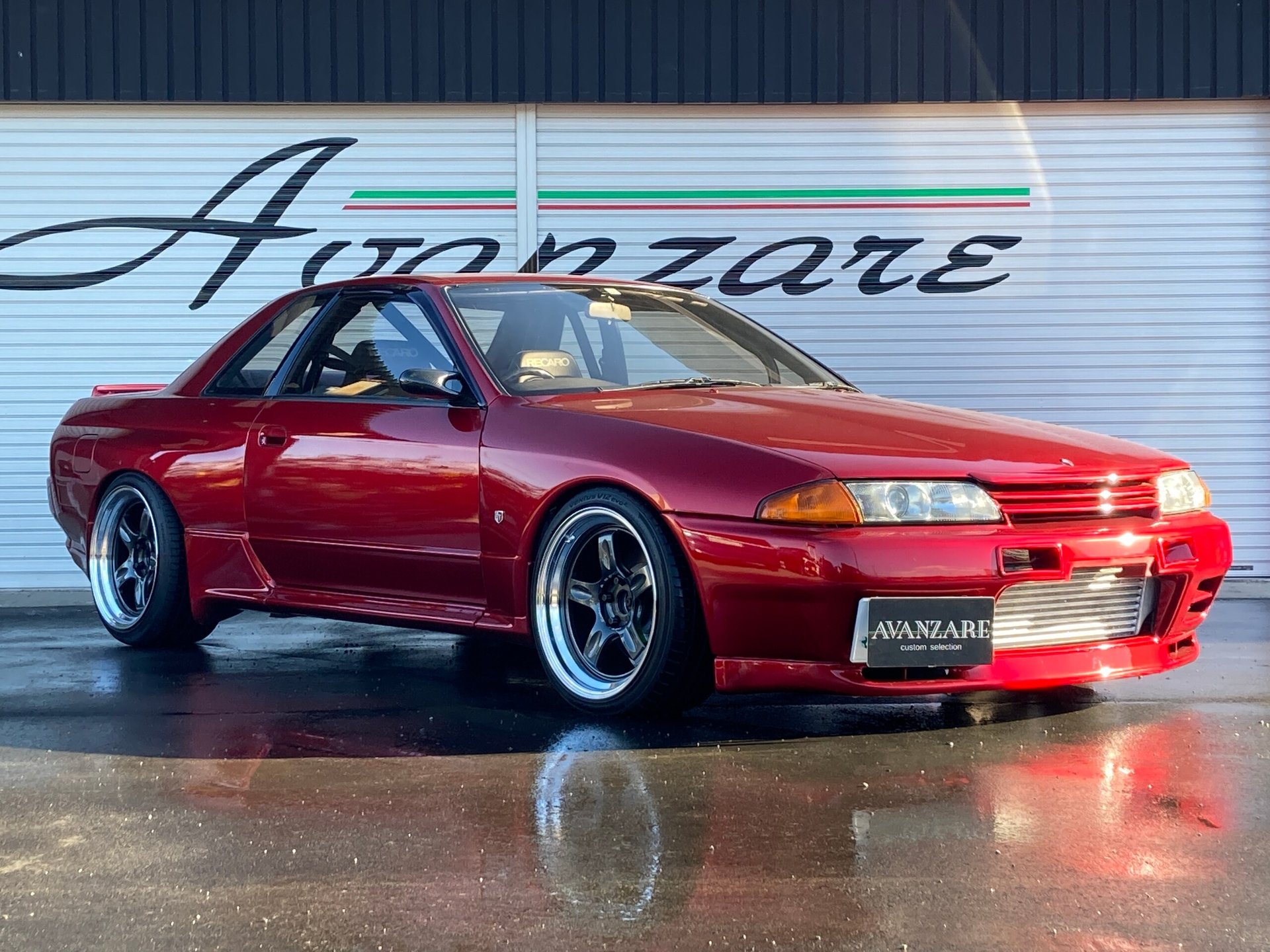 NISSAN SKYLINE GT-R - View 1