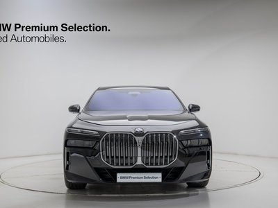 BMW 7 SERIES - 2