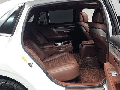 2024 Genesis G90 (RS4) — миниатюра 18