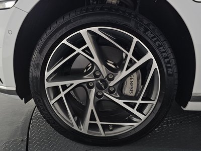 صورة 7 لـ 2024 Genesis G90 (RS4)