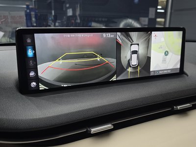 2022 Genesis GV70 thumbnail 21