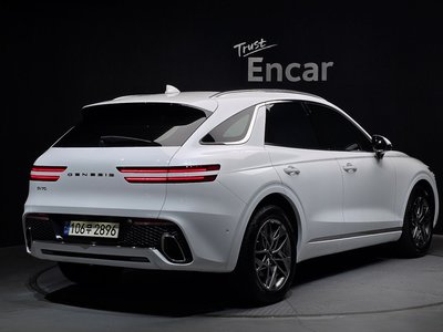 2022 Genesis GV70 photo 3