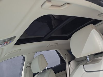 2022 Genesis GV70 thumbnail 28