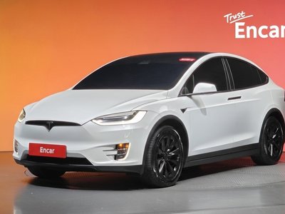 2020 Tesla MODEL X — фото 1
