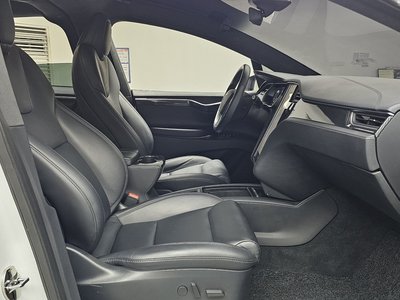 2020 Tesla MODEL X thumbnail 17