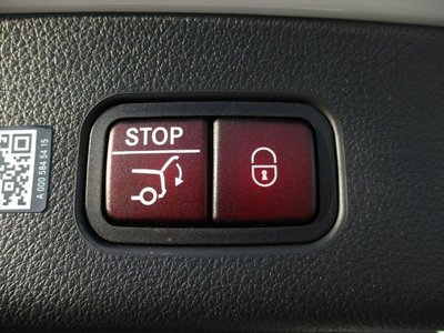 MERCEDES-BENZ GLC - 9