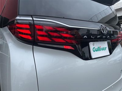 2024 Toyota ALPHARD — миниатюра 38