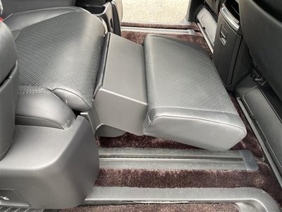2024 Toyota ALPHARD — миниатюра 19