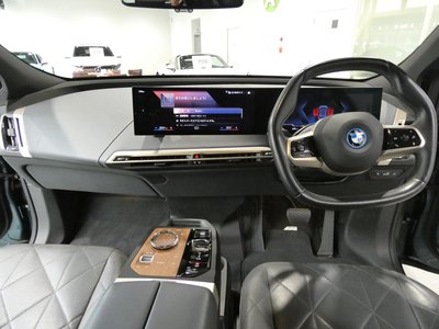2022 BMW IX — фото 3