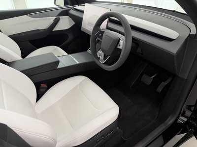 صورة مصغرة 40 لـ 2026 Tesla MODEL Y