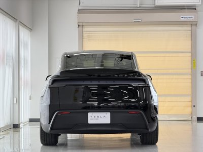 صورة مصغرة 30 لـ 2026 Tesla MODEL Y