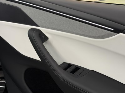 صورة مصغرة 38 لـ 2026 Tesla MODEL Y