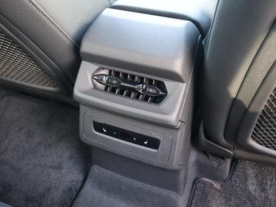 2025 AUDI Q6 E-TRON — миниатюра 27