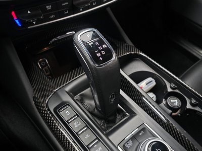 MASERATI LEVANTE - 9