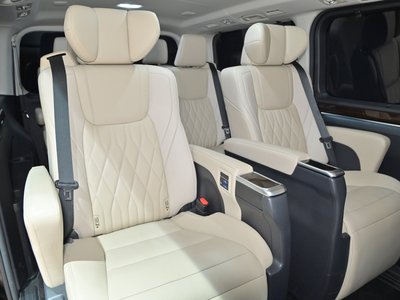 2020 Toyota GRAND ACE — миниатюра 19
