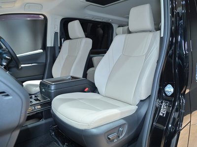 2020 Toyota GRAND ACE — миниатюра 18