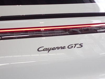 PORSCHE CAYENNE COUPE - 7