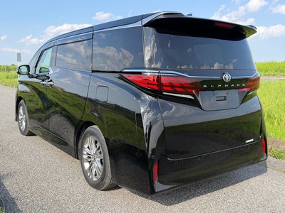 TOYOTA ALPHARD - 3